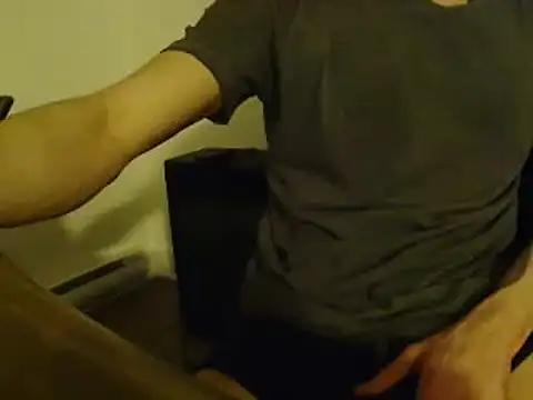 Snapshot of L0cKyseven77 chatting on 03/18/25, 09:20 L0cKyseven77 online show from 03/18/25, 09:20