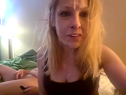 we8camgirl online show from 09/08/25, 02:27