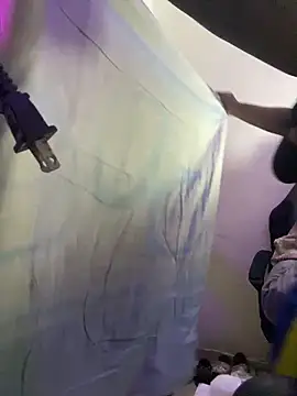 keilysofia online show from 10/17/25, 11:51