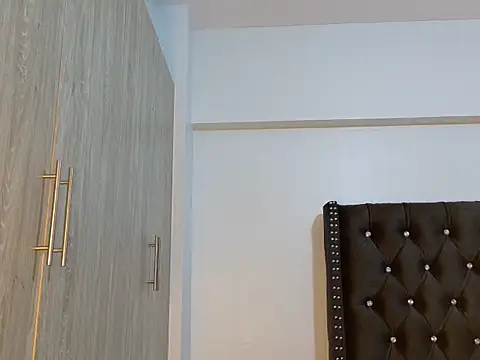 online bestie online show from 12/02/24, 06:41