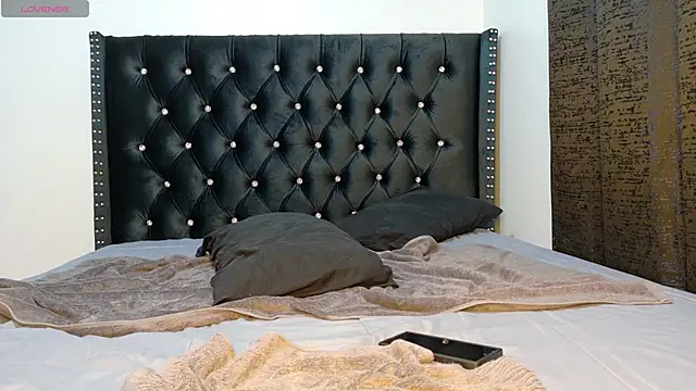 online bestie online show from 03/17/25, 06:29