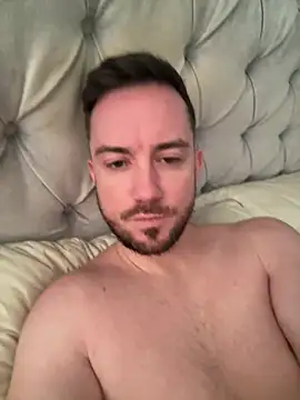 bobbylee2023 online show from 01/10/25, 12:47