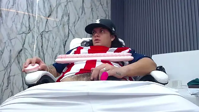 snowflake xxx online show from 03/20/25, 07:57