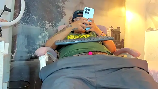 snowflake xxx online show from 10/05/25, 02:26