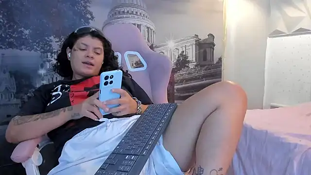 snowflake xxx online show from 10/10/25, 02:05