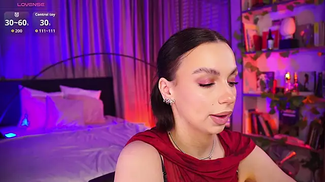 LunaNight online show from 12/20/25, 08:38