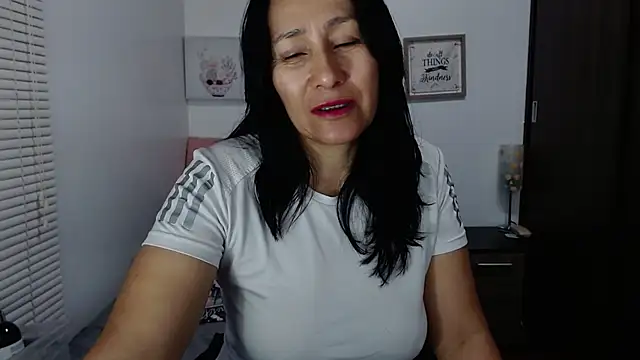 Maira B online show from 02/10/26, 11:47