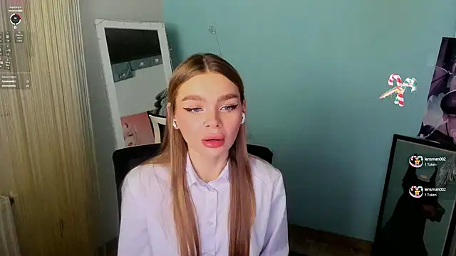 Molly sweetie online show from 01/18/25, 10:17