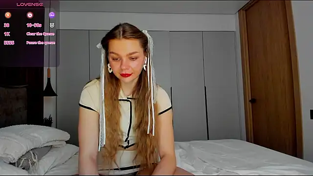 Molly sweetie online show from 02/15/26, 08:02