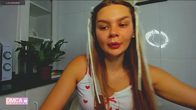 Molly sweetie online show from 06/09/26, 06:52