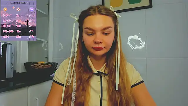 Molly sweetie online show from 06/17/26, 07:33
