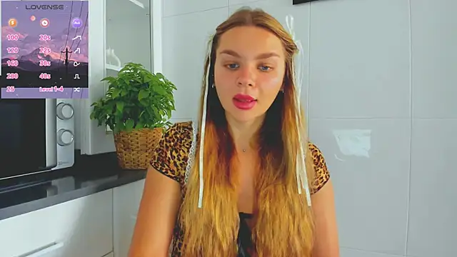 Molly sweetie online show from 06/26/26, 06:40