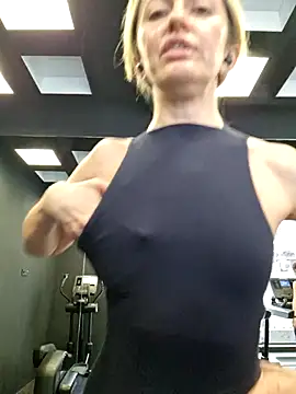 Miss    Mia  online show from 02/28/25, 12:09