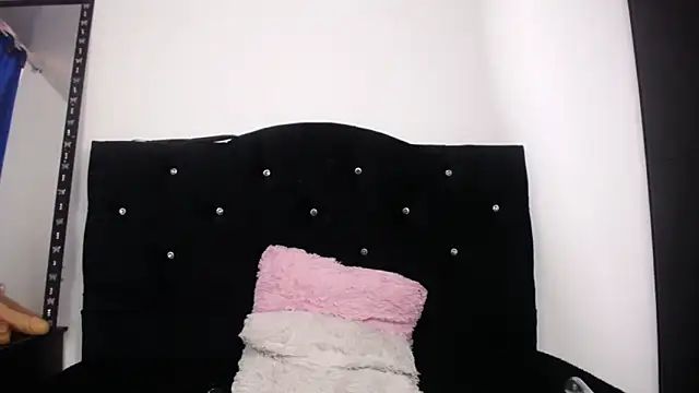 sweet skylove  online show from 04/10/26, 09:52