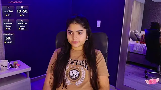 GiselOrtiz online show from 11/23/25, 11:21