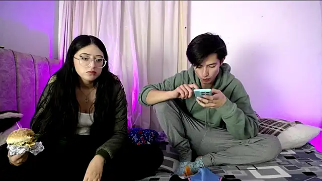 Pinkandyellowpokemon online show from 12/19/25, 04:30