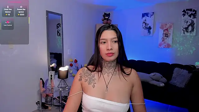 LouaneBourVip online show from 03/11/25, 12:50