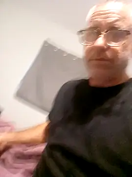 Pcsammy73 online show from 03/06/26, 04:58