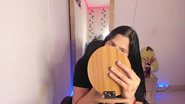 Snapshot of hellensexy chatting on 03/16/25, 03:17 hellensexy online show from 03/16/25, 03:17