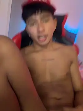 Leonarrrd 01 online show from 12/21/25, 05:03