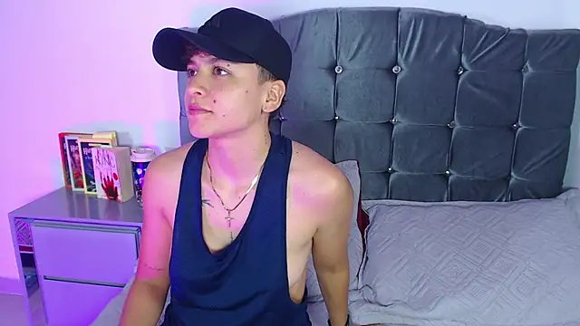 Antonella Cruz02 online show from 07/13/26, 03:31