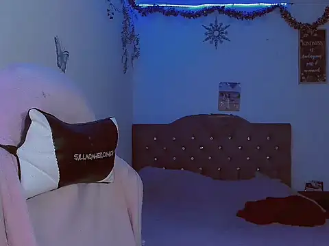 madisonx17 online show from 02/25/26, 12:42