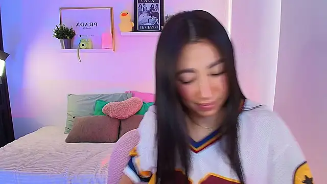 lilyy evanss online show from 09/24/25, 09:18