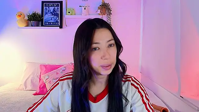 lilyy evanss online show from 11/24/25, 08:52