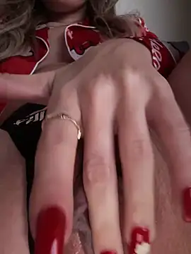 Snapshot of SonyaD_ chatting on 12/16/24, 05:38 SonyaD  online show from 12/16/24, 05:38