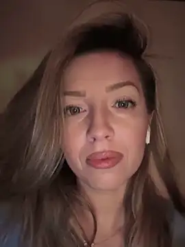 Snapshot of SonyaD_ chatting on 12/27/24, 04:47 SonyaD  online show from 12/27/24, 04:47