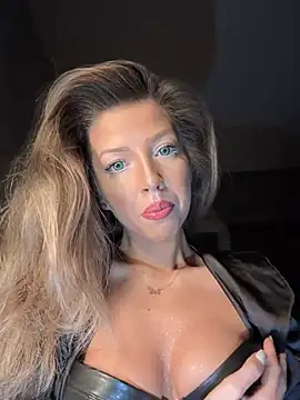 Snapshot of SonyaD_ chatting on 03/12/25, 02:52 SonyaD  online show from 03/12/25, 02:52