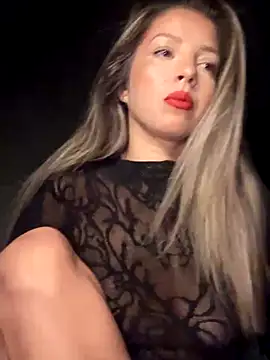 Snapshot of SonyaD_ chatting on 09/16/25, 01:17 SonyaD  online show from 09/16/25, 01:17