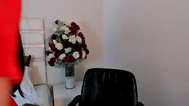 CamilaSofiia online show from 02/20/25, 01:57