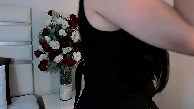 CamilaSofiia online show from 02/22/25, 02:06