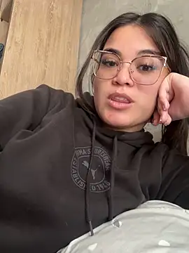 CamilaSofiia online show from 02/16/26, 04:58