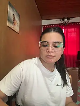 Snapshot of CamilaSofiia chatting on 04/09/26, 10:15 CamilaSofiia online show from 04/09/26, 10:15
