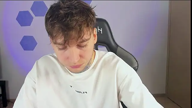 Chris Tyson online show from 01/19/25, 04:22