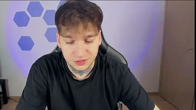 Chris Tyson online show from 01/21/25, 02:22