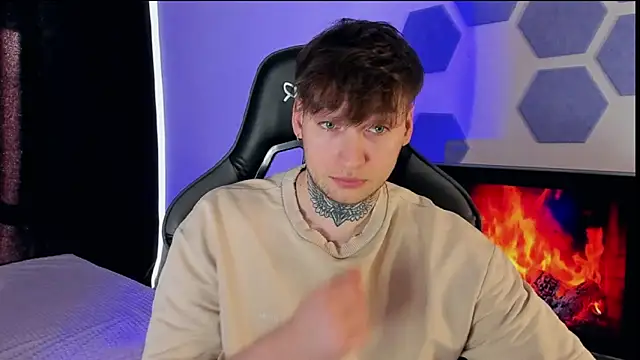 Chris Tyson online show from 03/20/25, 05:46