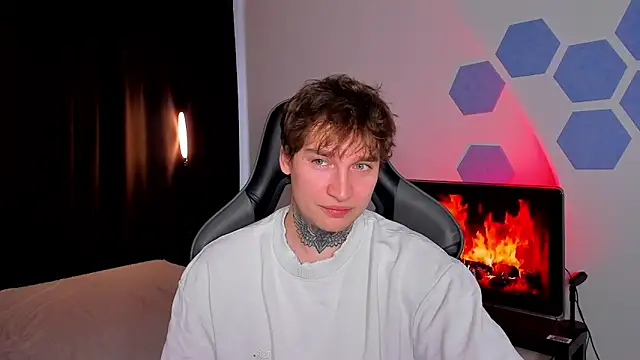 Chris Tyson online show from 11/24/25, 08:36