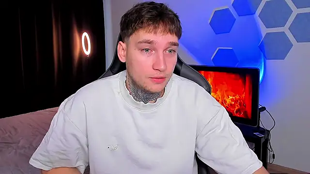 Chris Tyson online show from 11/30/25, 07:56