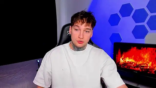 Chris Tyson online show from 01/10/26, 07:21