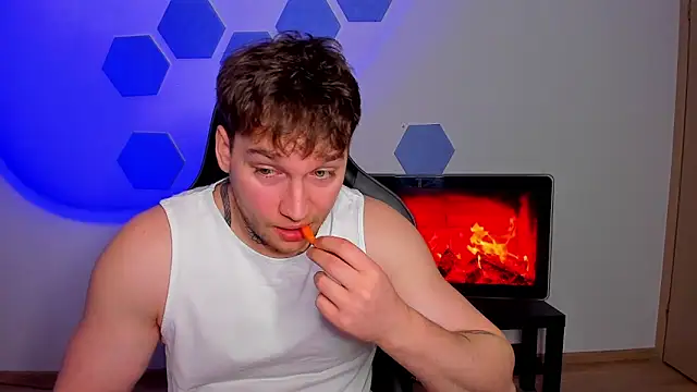 Chris Tyson online show from 03/04/26, 09:48