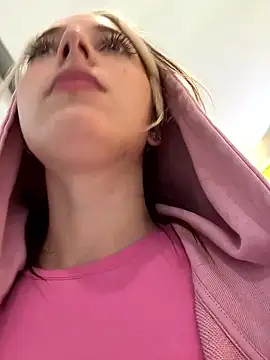 LoraaDoll online show from 01/16/26, 07:34