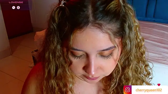 Cherryyquen online show from 01/20/25, 10:59