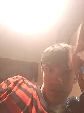 Snapshot of LYZBORNHD chatting on 09/28/25, 12:16 LYZBORNHD online show from 09/28/25, 12:16