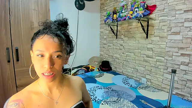 kaiagerbes3 online show from 11/15/25, 12:56