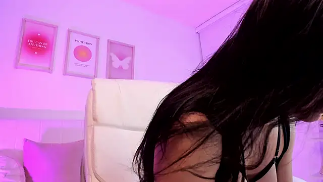 Steff London online show from 01/29/25, 02:19