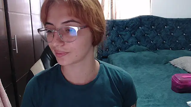 Kate lorens9 online show from 02/12/26, 02:01