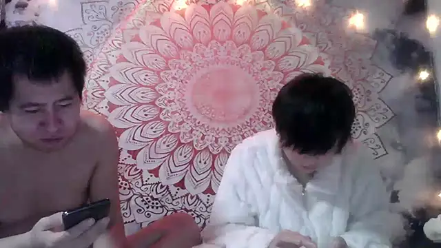 Snapshot of XiaNa2023 chatting on 12/14/24, 03:47 XiaNa2023 online show from 12/14/24, 03:47